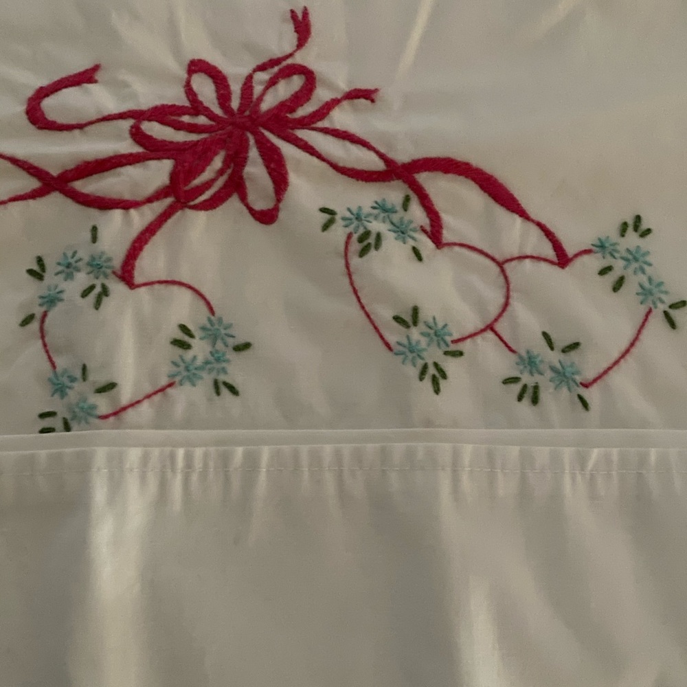 Hearts & Ribbons Embroidered Standard Pillowcase - Picture 8 of 10